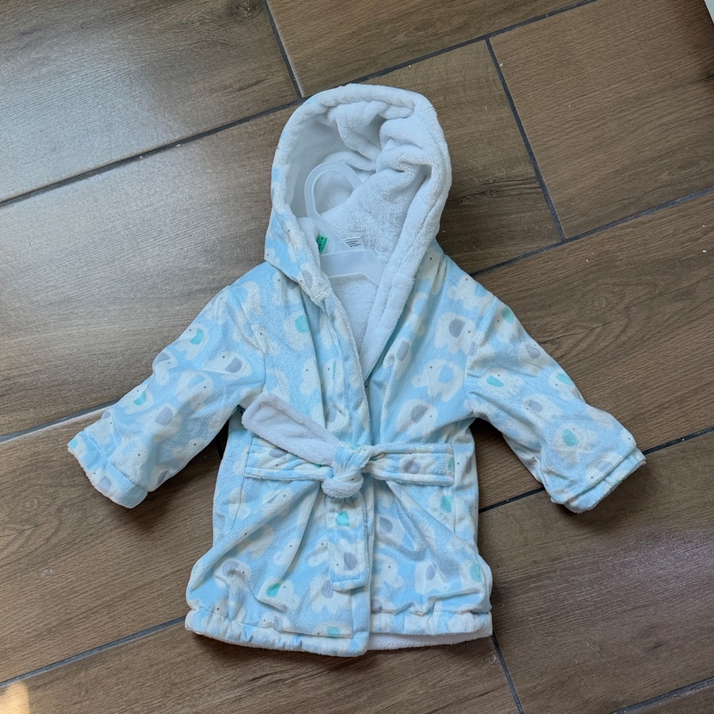 Bath robe for babies